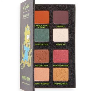 Revolution eyeshadow palette